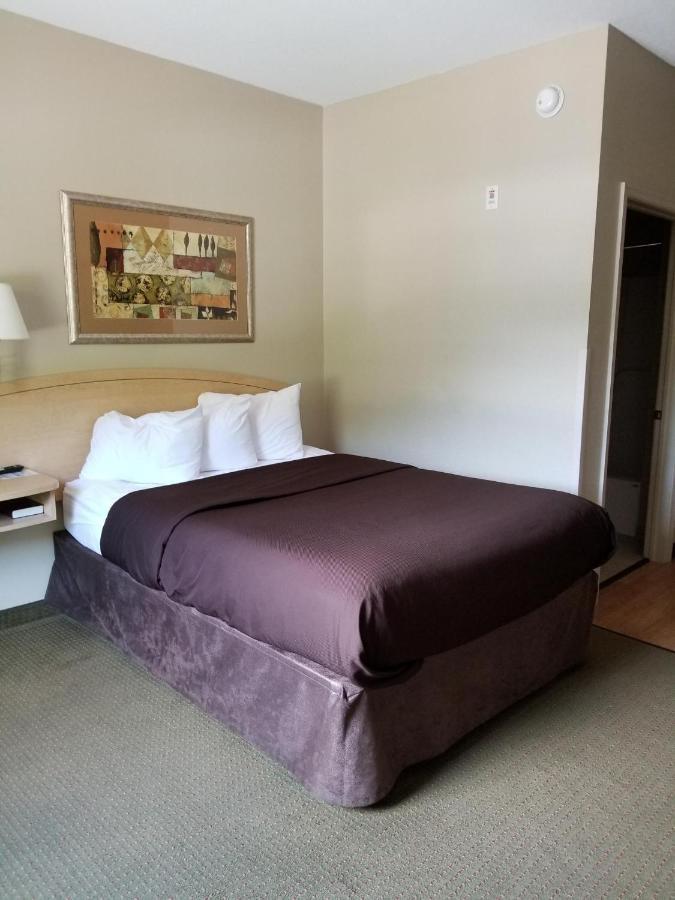 Suburban Studios Morgantown Ngoại thất bức ảnh