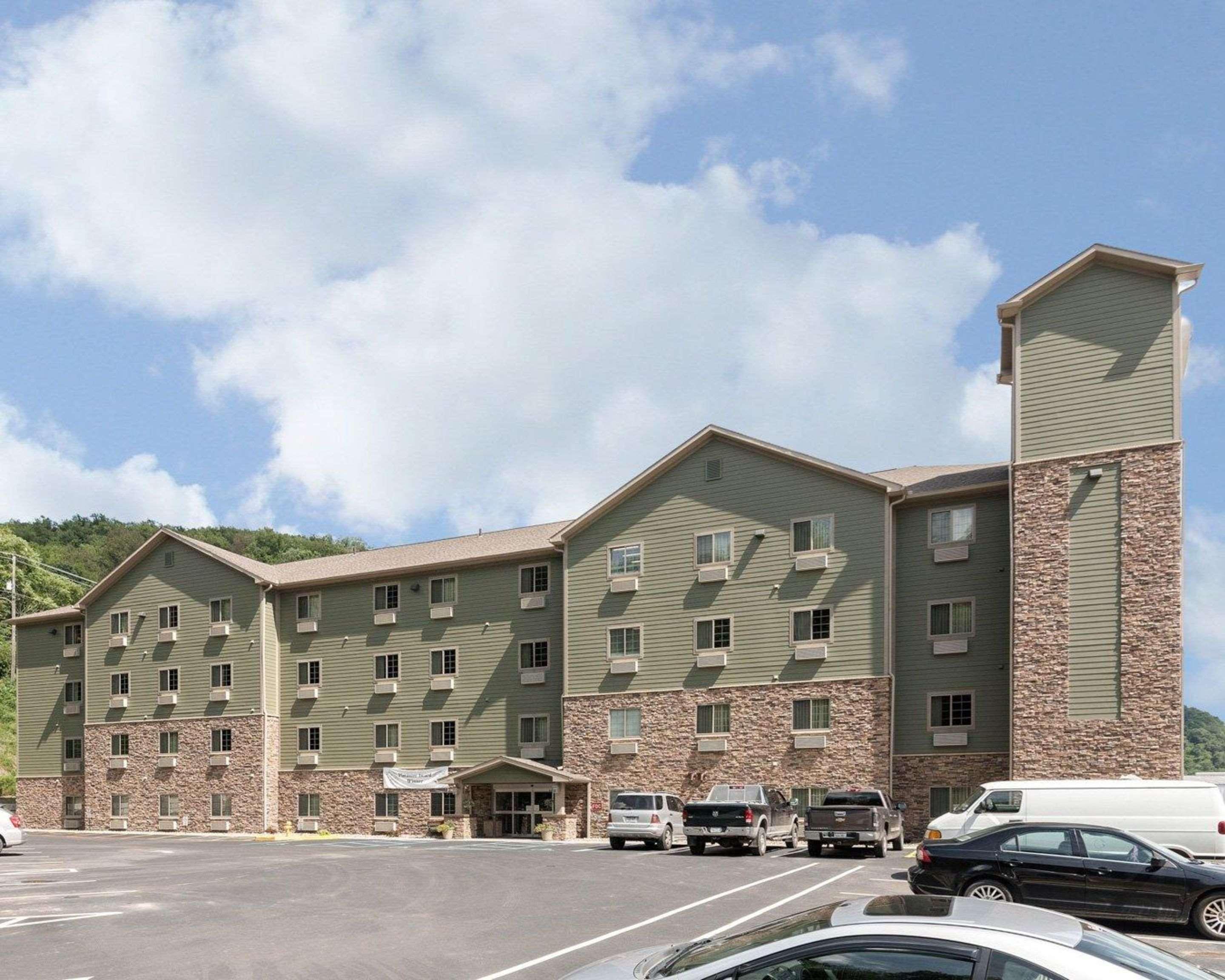 Suburban Studios Morgantown Ngoại thất bức ảnh