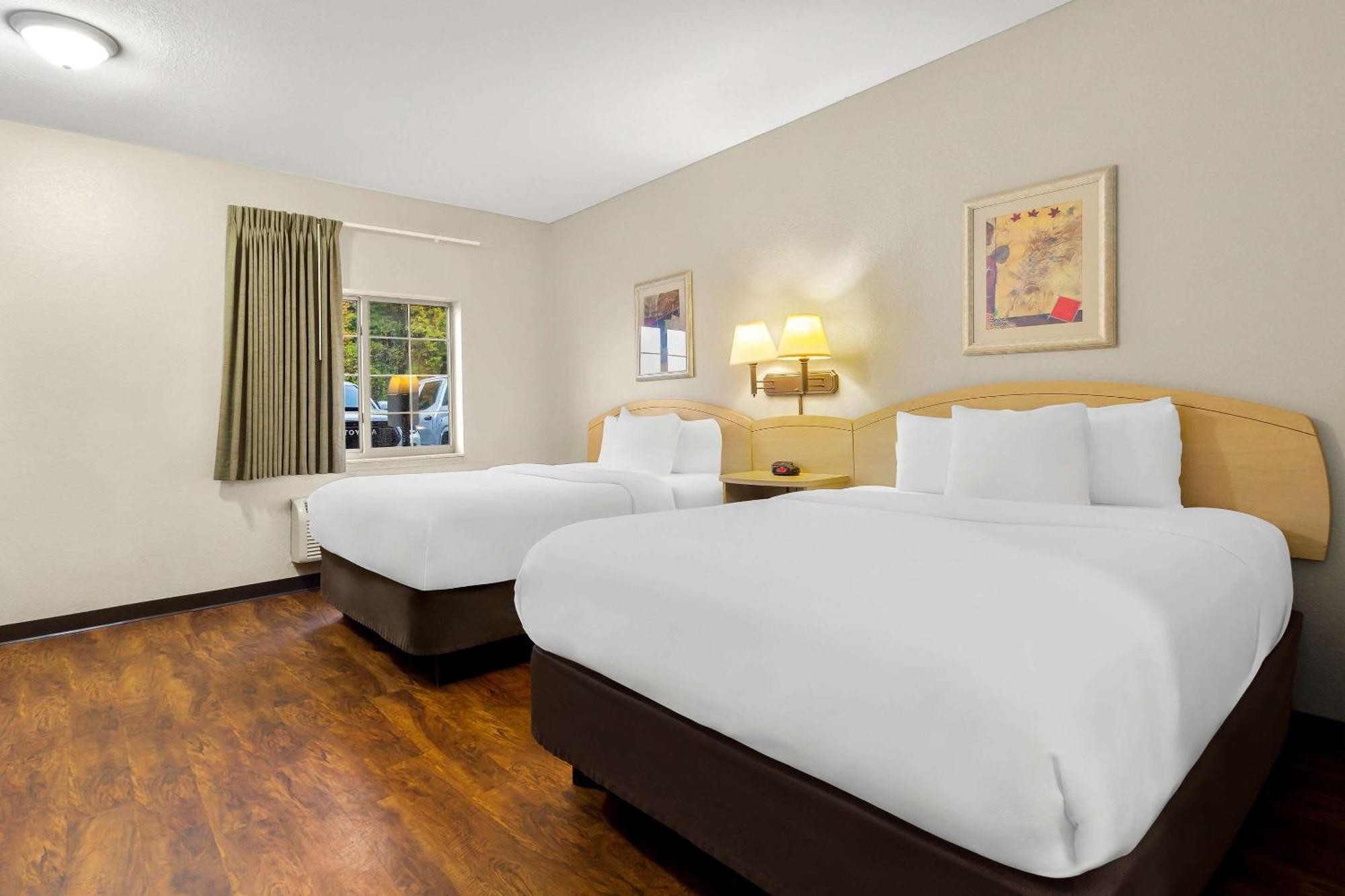 Suburban Studios Morgantown Ngoại thất bức ảnh