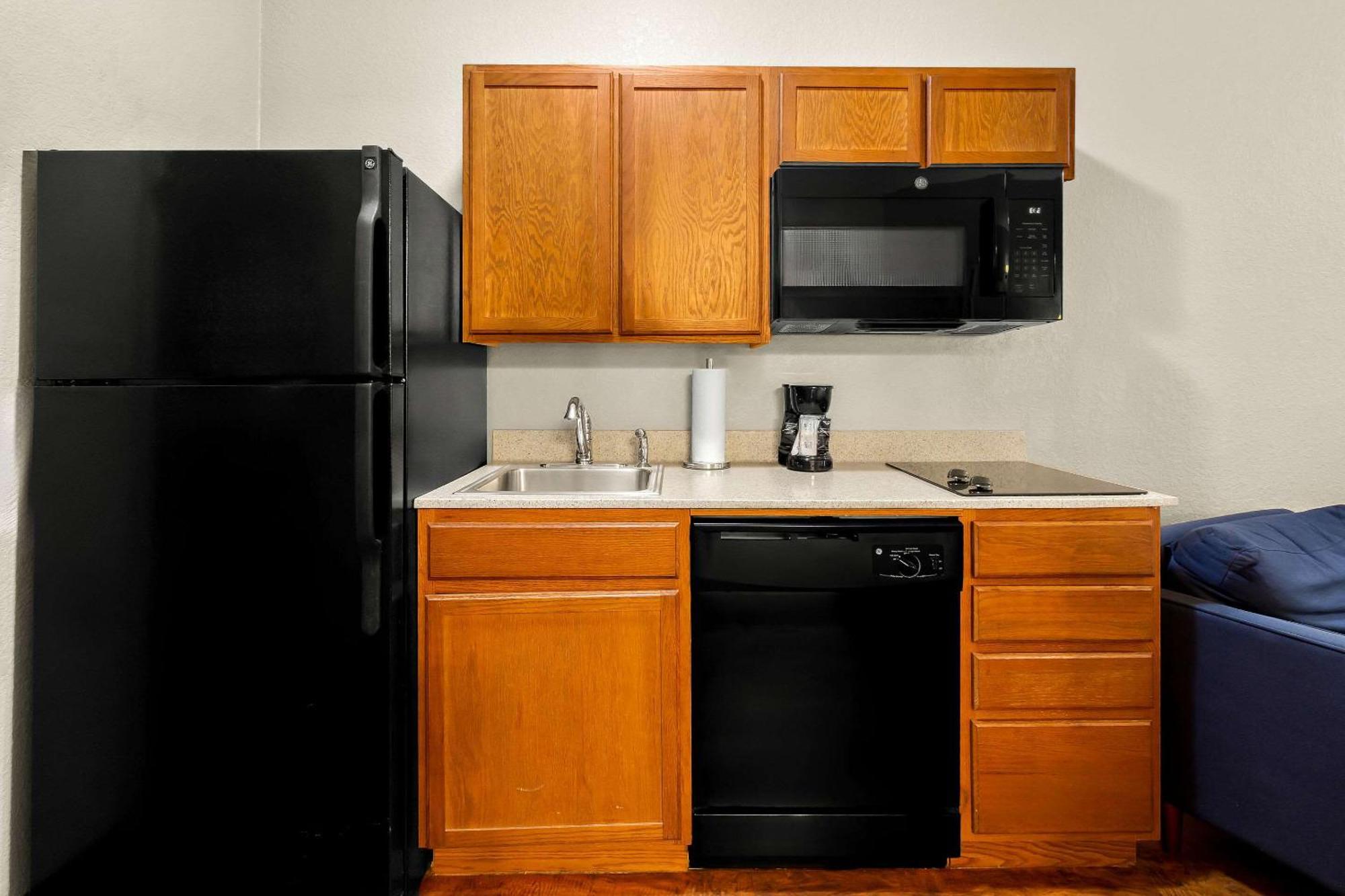 Suburban Studios Morgantown Ngoại thất bức ảnh