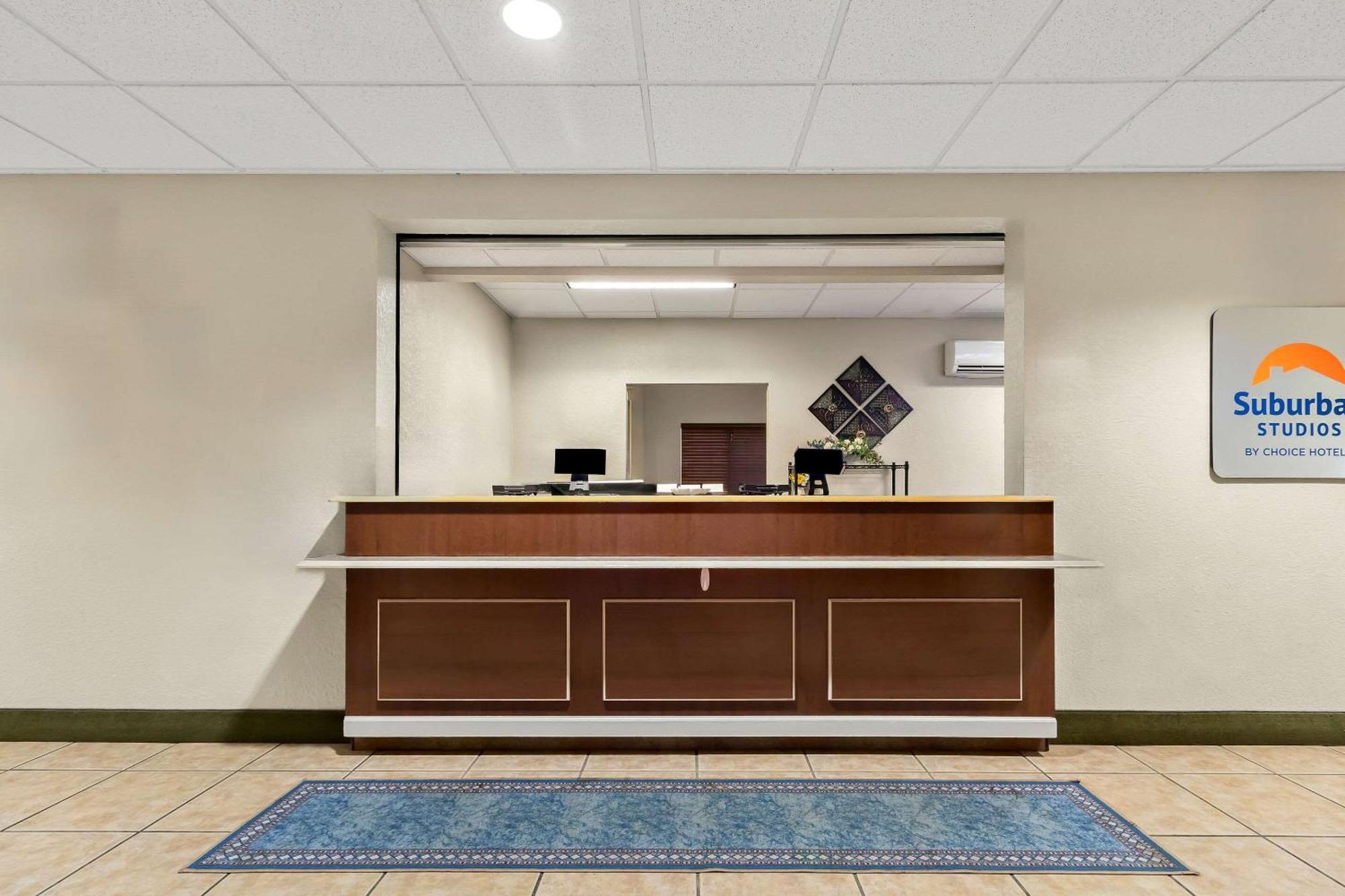 Suburban Studios Morgantown Ngoại thất bức ảnh