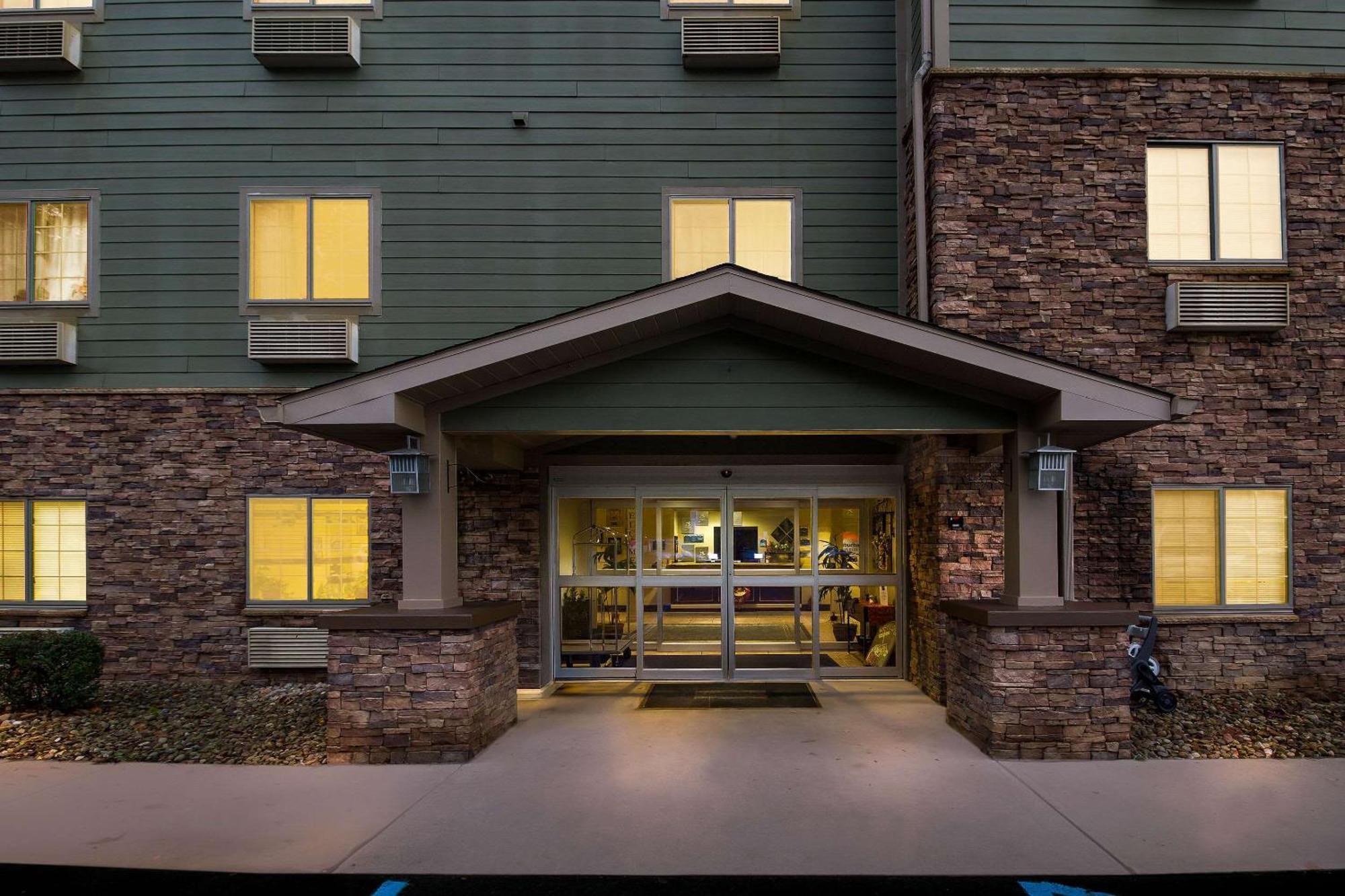 Suburban Studios Morgantown Ngoại thất bức ảnh