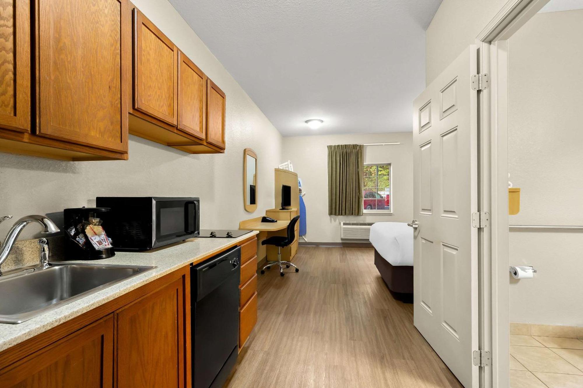 Suburban Studios Morgantown Ngoại thất bức ảnh