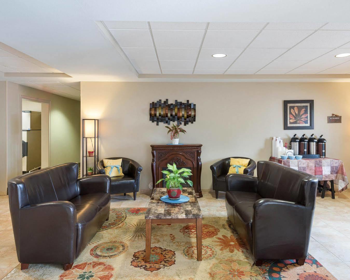 Suburban Studios Morgantown Ngoại thất bức ảnh